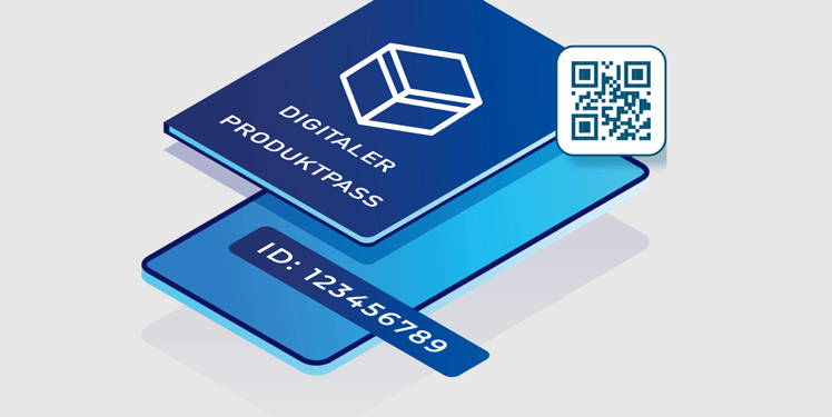 Grafische Darstellung eines digitalen Produktpasses. Zu sehen sind übereinanderliegende, blaue Karten mit der Aufschrift „Digitaler Produktpass“, einer Produkt-ID und einem QR-Code. Die Illustration symbolisiert die digitale Identifikation und Nachverfolgbarkeit eines Produkts.